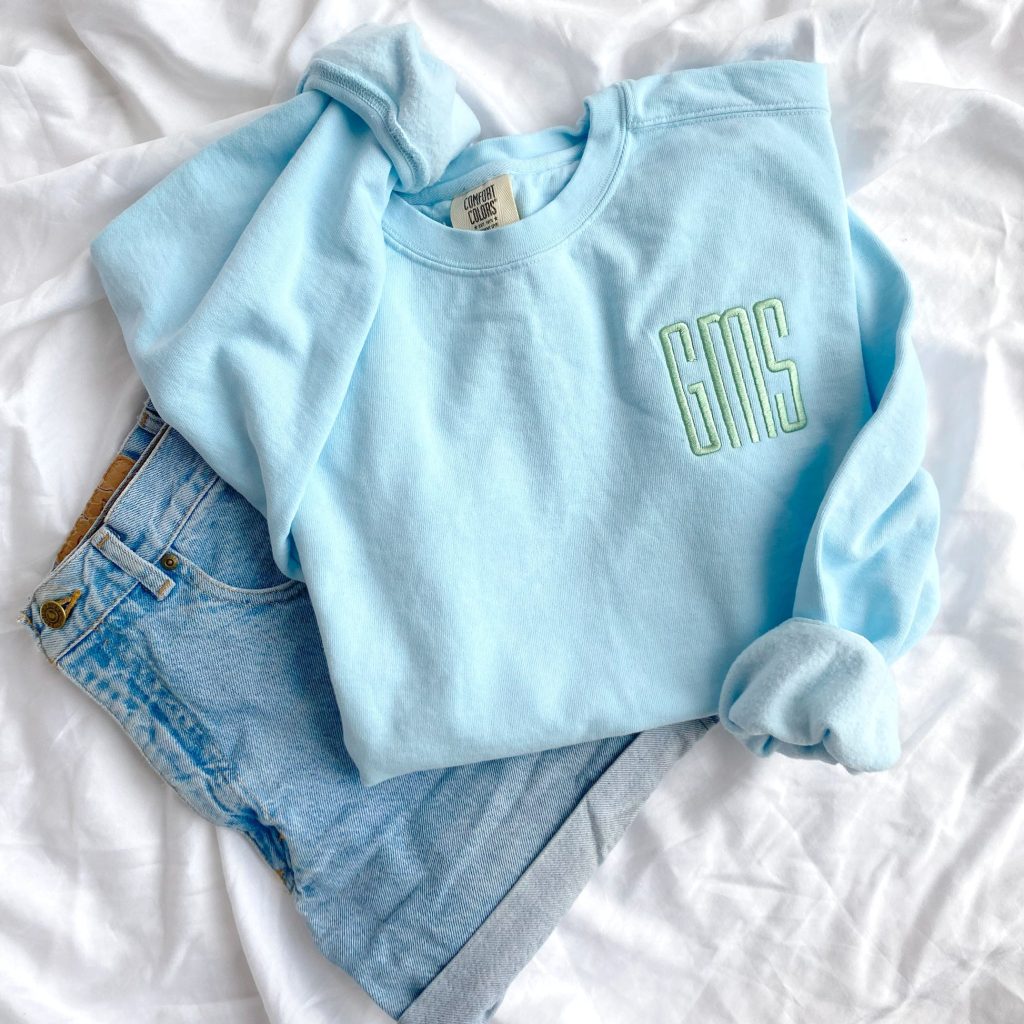 	
comfort colors crewneck sweatshirt